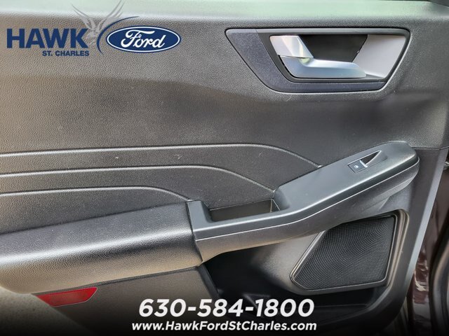 Certified 2023 Ford Escape ST-Line w/ Tech Pack #1 AWD/4WD image 17