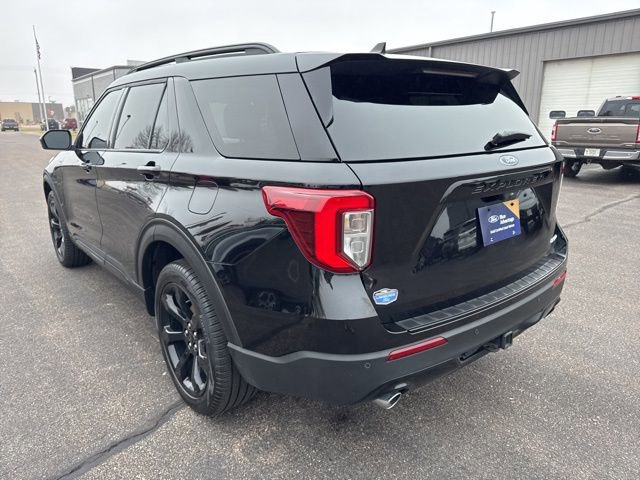 Certified 2024 Ford Explorer ST-Line w/ Class IV Trailer Tow Package AWD/4WD image 3
