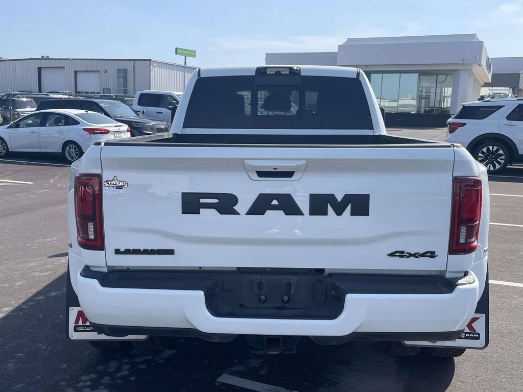 Used 2025 RAM 3500 Laramie w/ Night Edition AWD/4WD image 4