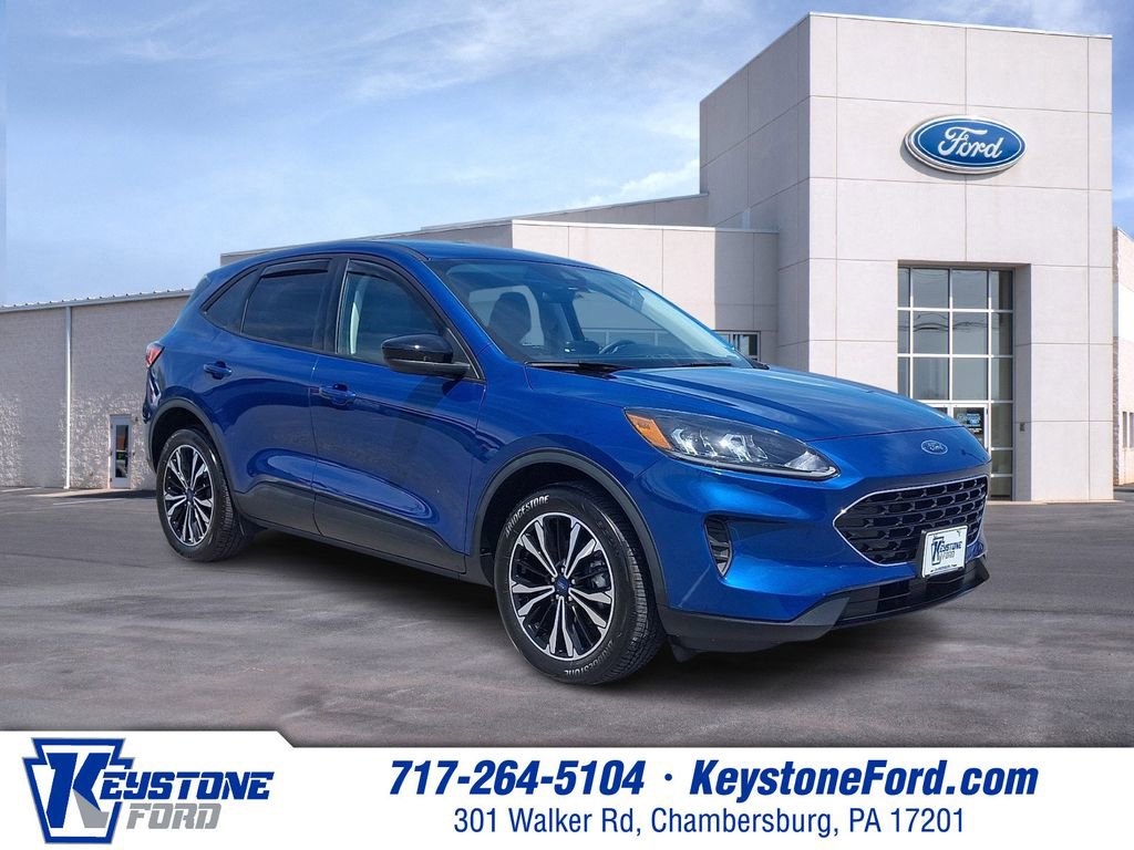 Certified 2022 Ford Escape SE w/ SE Sport Appearance Package AWD/4WD image 1