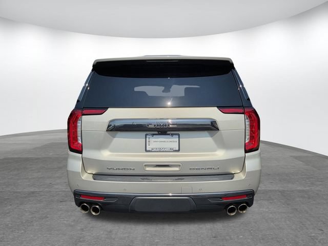 Used 2023 GMC Yukon Denali Ultimate AWD/4WD image 5