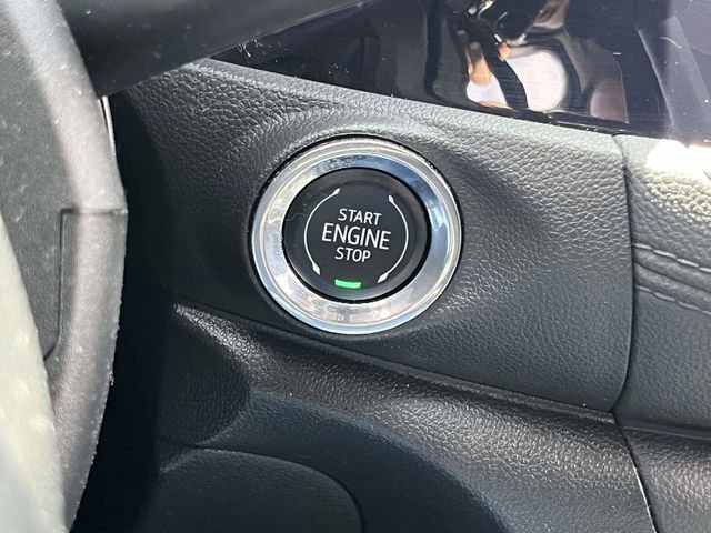 Used 2022 Buick Encore GX Essence FWD image 27