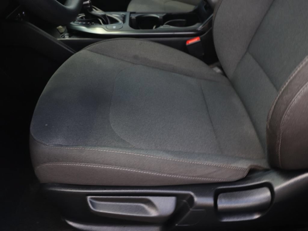 Used 2025 Kia K4 FWD image 16