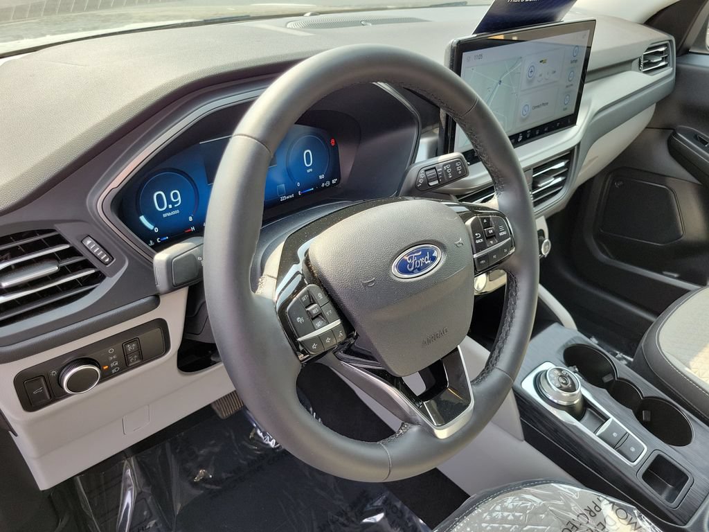 Certified 2023 Ford Escape Active w/ Tech Pack #2 AWD/4WD image 10