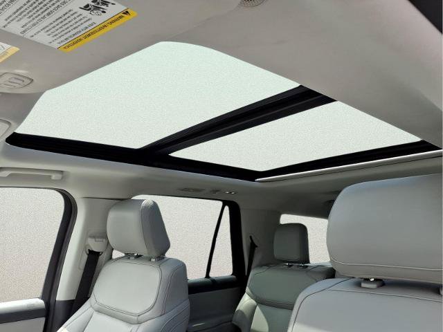 Certified 2025 Ford Expedition Active AWD/4WD image 16