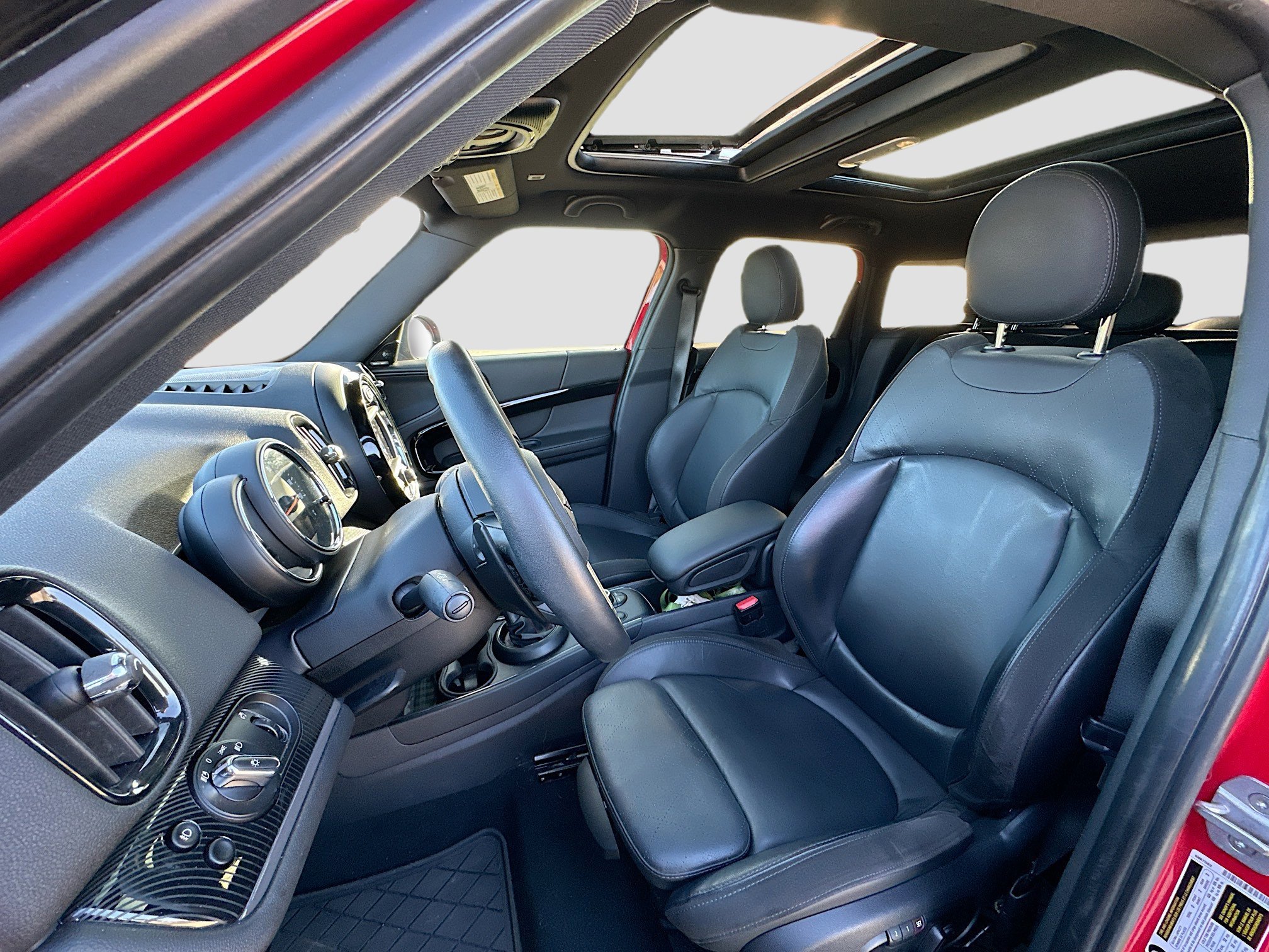 Used 2019 MINI Cooper Countryman S w/ Premium Package image 21