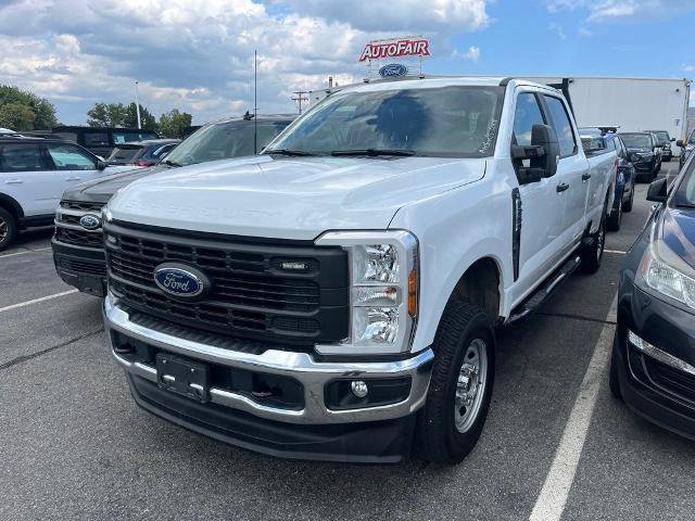 Certified 2025 Ford F250 XL w/ XL Chrome Package AWD/4WD image 2