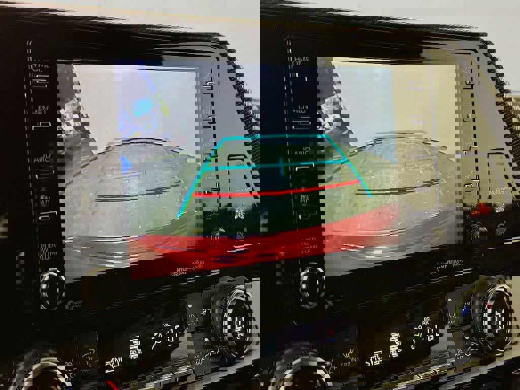 Used 2022 Toyota Highlander XSE image 27