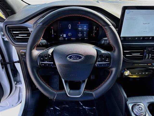 Certified 2025 Ford Escape ST-Line Select w/ Tech Pack #1 AWD/4WD image 12