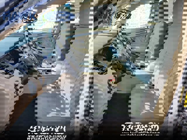 Certified 2017 Ford Taurus SE image 8