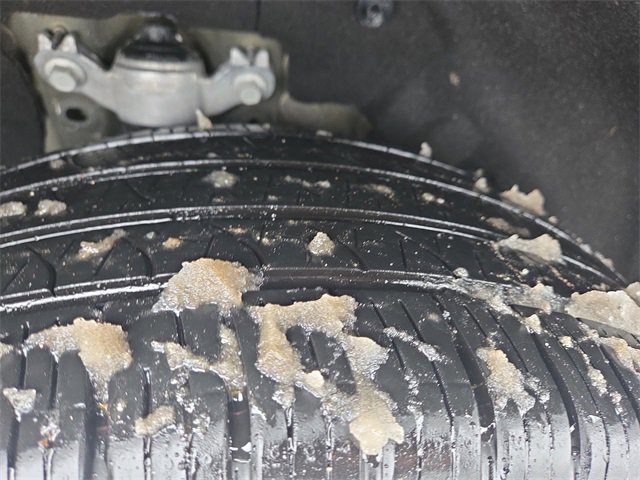 Certified 2023 Ford Explorer ST-Line w/ Class IV Trailer Tow Package image 32