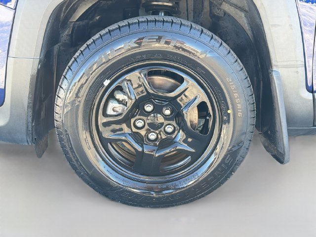 Used 2019 Jeep Renegade Sport FWD image 38