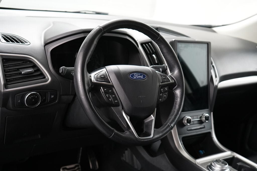 Certified 2024 Ford Edge SEL AWD/4WD image 13