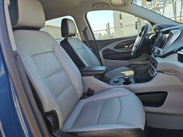 Used 2024 GMC Terrain SLT FWD image 10