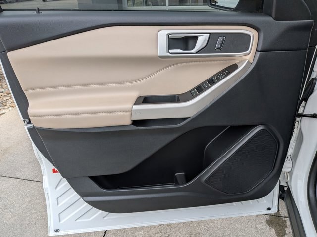 Certified 2023 Ford Explorer XLT w/ Equipment Group 202A AWD/4WD image 12