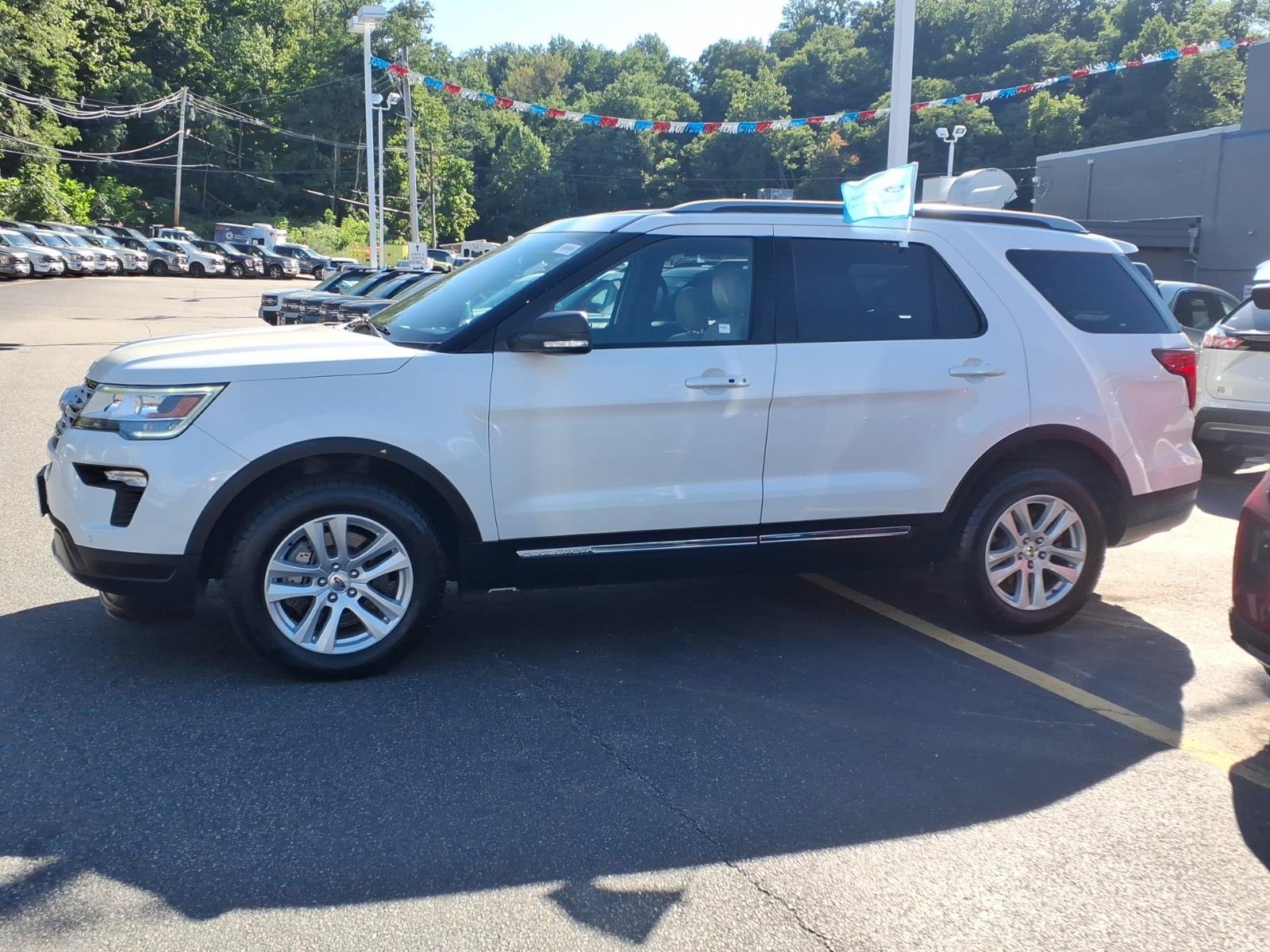 Certified 2019 Ford Explorer XLT w/ Equipment Group 202A AWD/4WD image 5