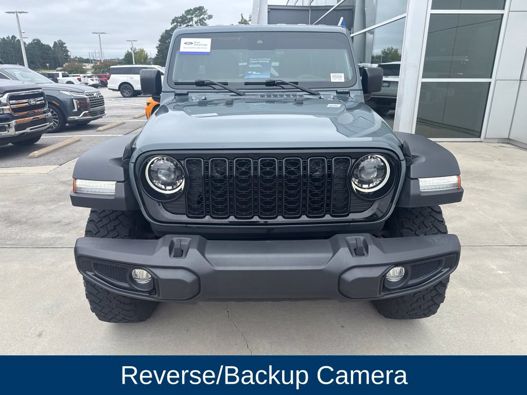 Used 2024 Jeep Wrangler Unlimited Sport AWD/4WD image 3