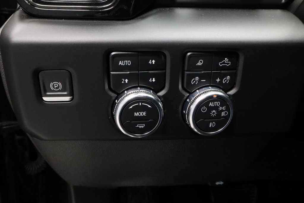 Used 2022 GMC Sierra 1500 AT4X image 25