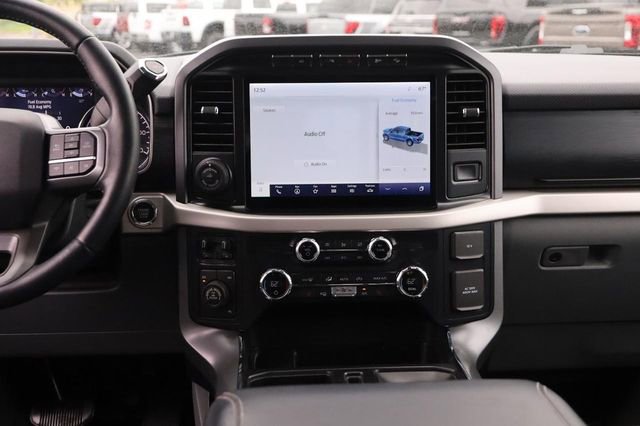 Certified 2021 Ford F150 XLT w/ Equipment Group 302A High image 25