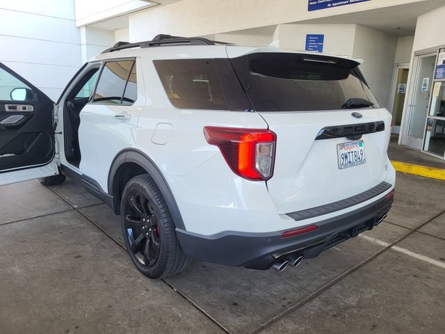 Certified 2023 Ford Explorer ST w/ Equipment Group 401A AWD/4WD image 4
