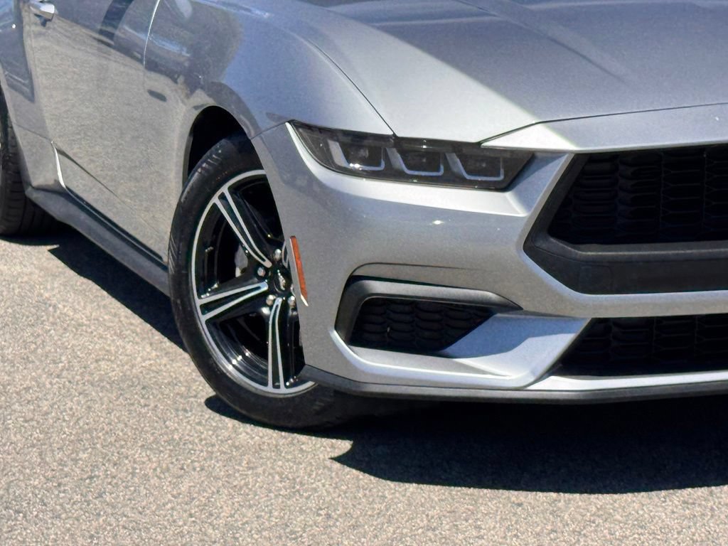 Certified 2025 Ford Mustang Premium RWD image 4