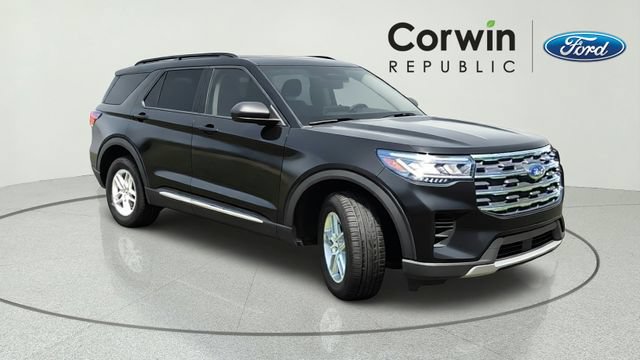 Certified 2025 Ford Explorer Active AWD/4WD image 8