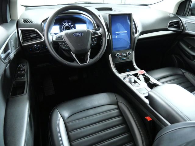 Certified 2024 Ford Edge SEL w/ Convenience Package AWD/4WD image 4