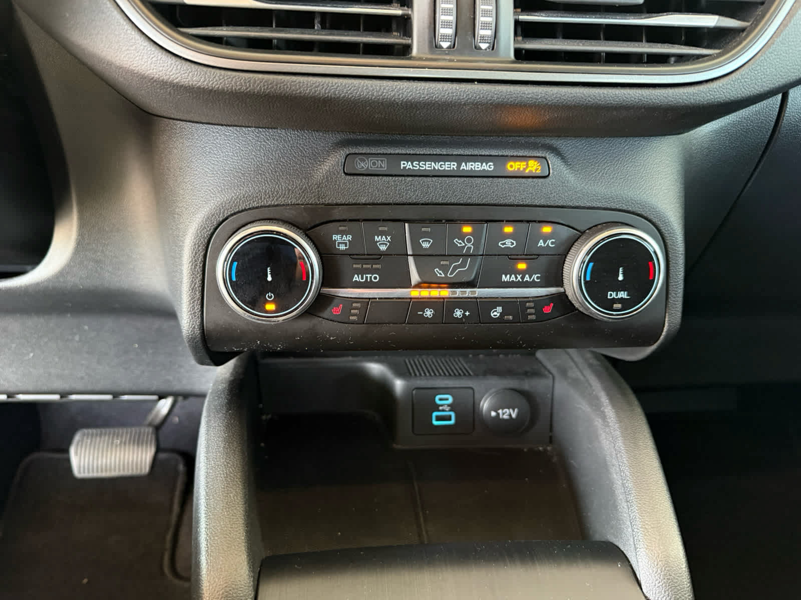 Certified 2023 Ford Escape Active AWD/4WD image 15