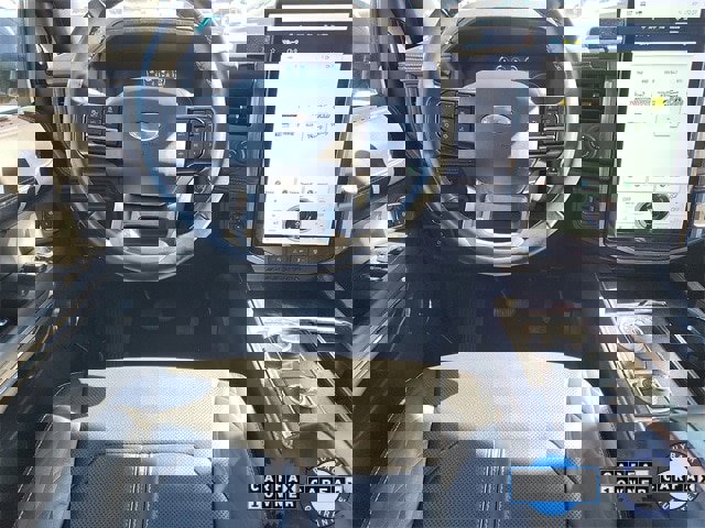 Certified 2022 Ford Expedition Platinum image 9