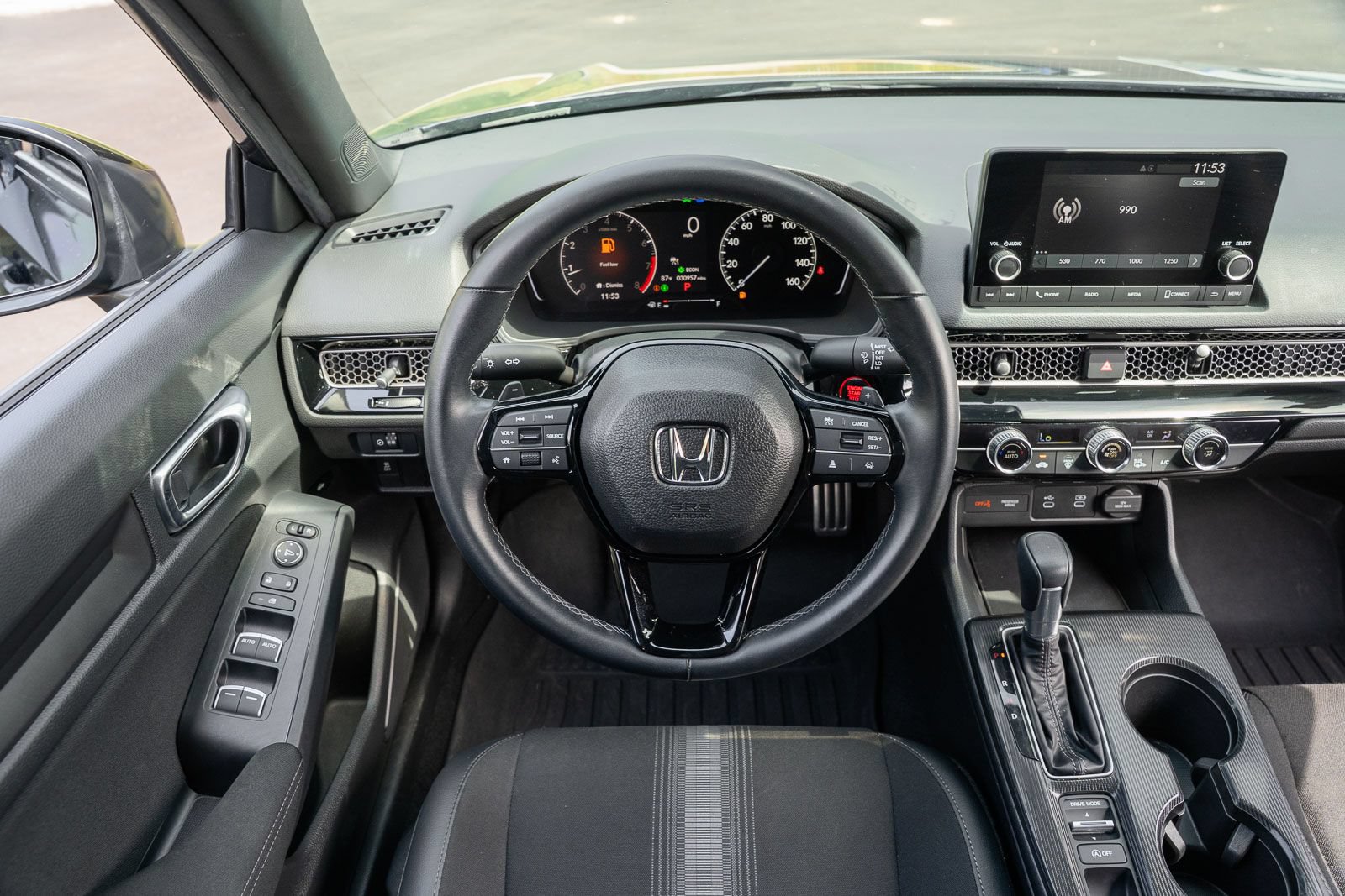 Used 2025 Honda Civic Sport image 23