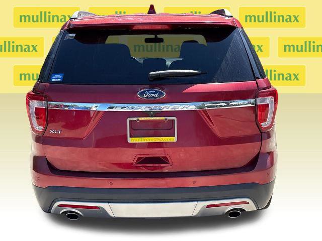 Certified 2017 Ford Explorer XLT w/ Equipment Group 202A FWD image 30