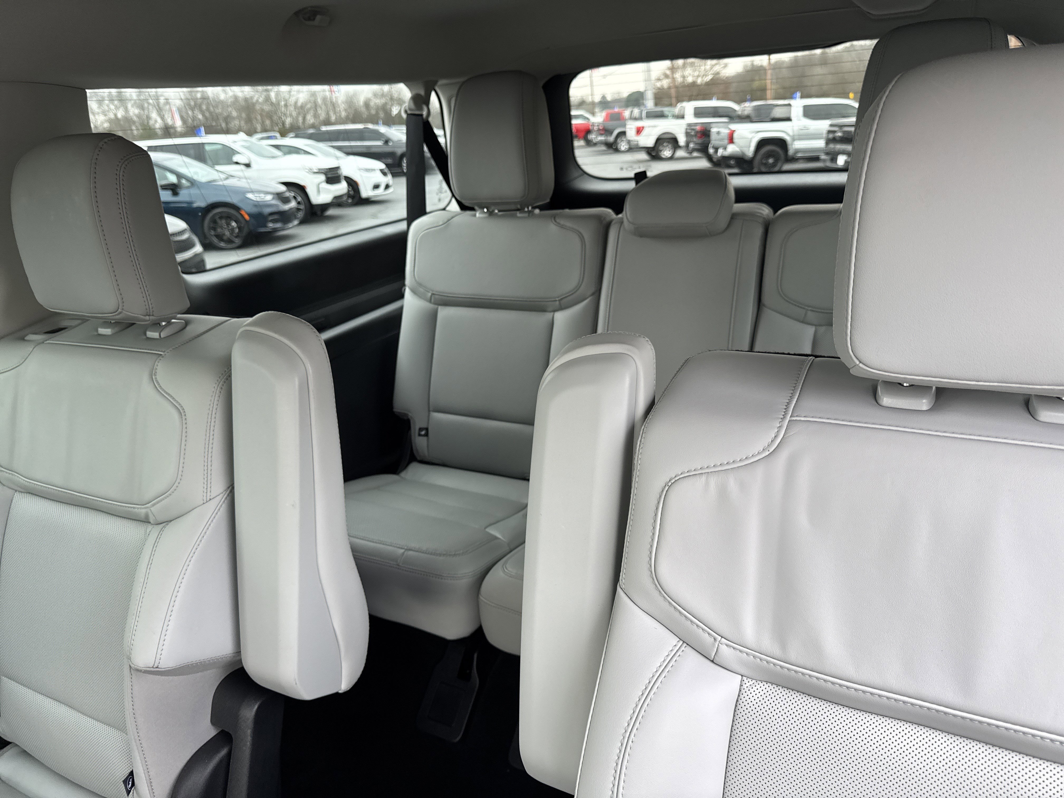 Certified 2025 Ford Expedition Max Platinum w/ Driver's Package image 21