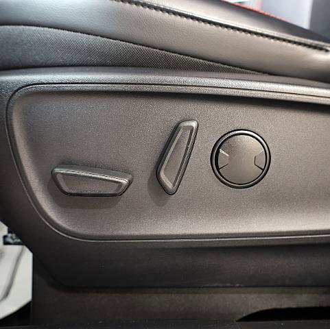 Certified 2025 Ford Escape ST-Line Elite w/ Tech Pack #1 image 18