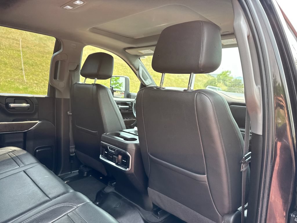 Used 2021 GMC Sierra 2500 Denali w/ Denali Black Diamond Edition AWD/4WD image 25