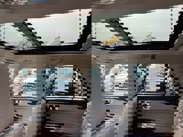 Certified 2023 Ford Explorer XLT w/ Equipment Group 202A image 25