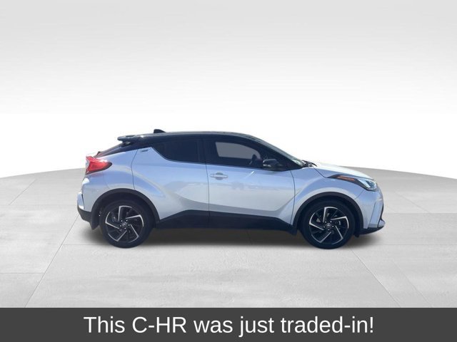 Used 2022 Toyota C-HR Limited FWD image 1