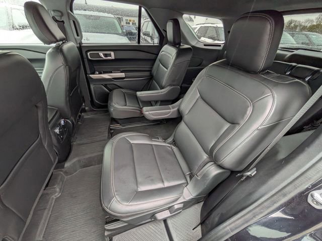 Certified 2022 Ford Explorer XLT w/ Equipment Group 202A image 16