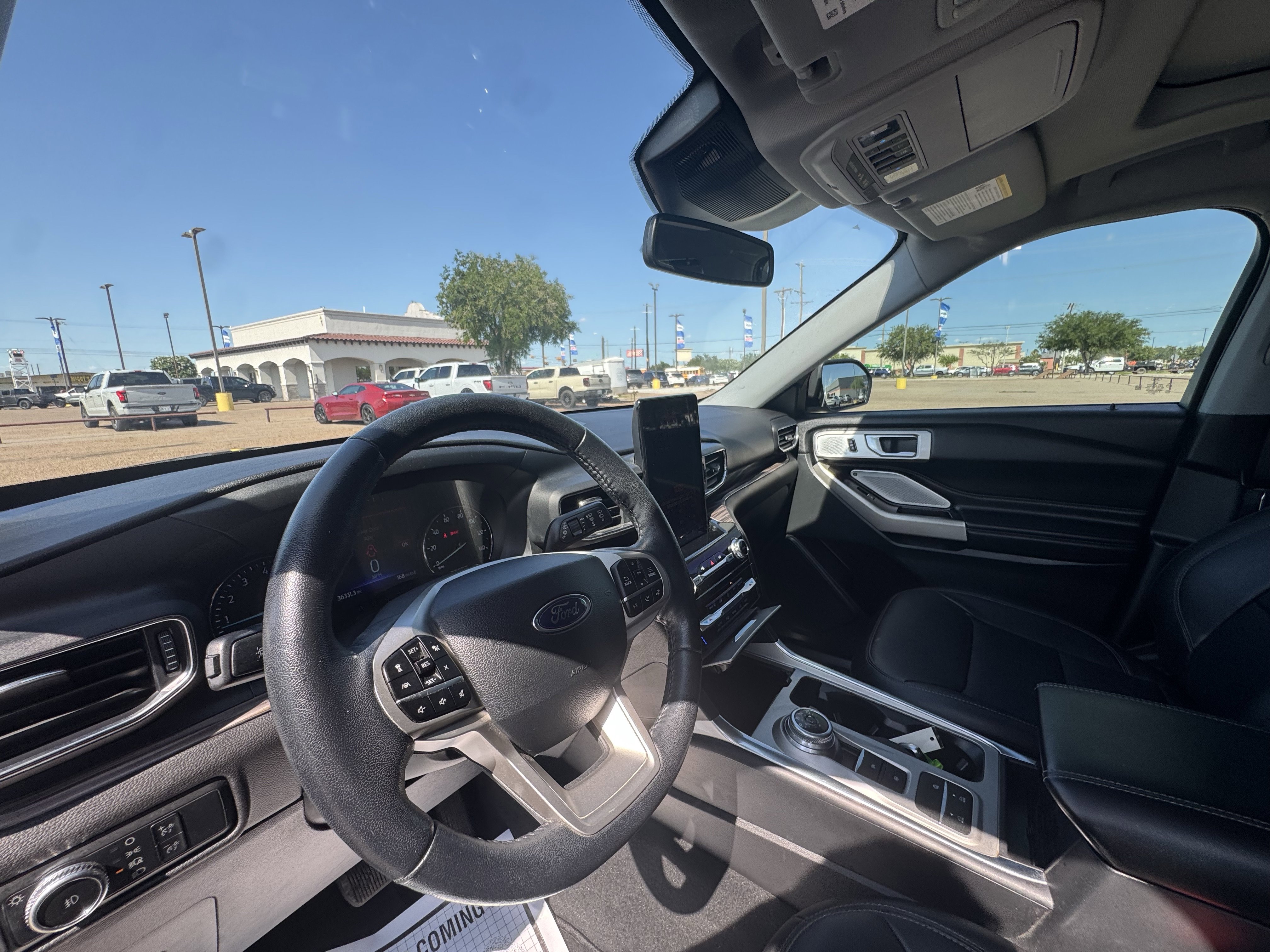 Certified 2022 Ford Explorer Limited w/ Limited Technology Package RWD image 23