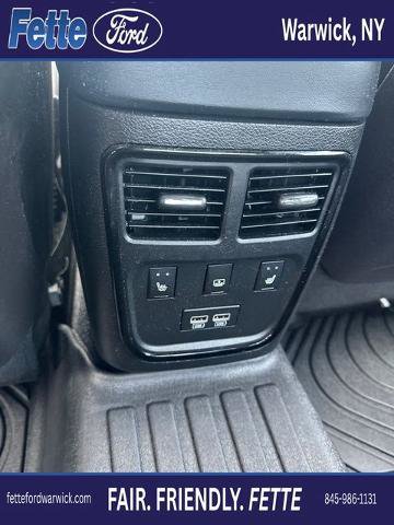 Used 2023 Chrysler 300 S w/ Comfort Group RWD image 16