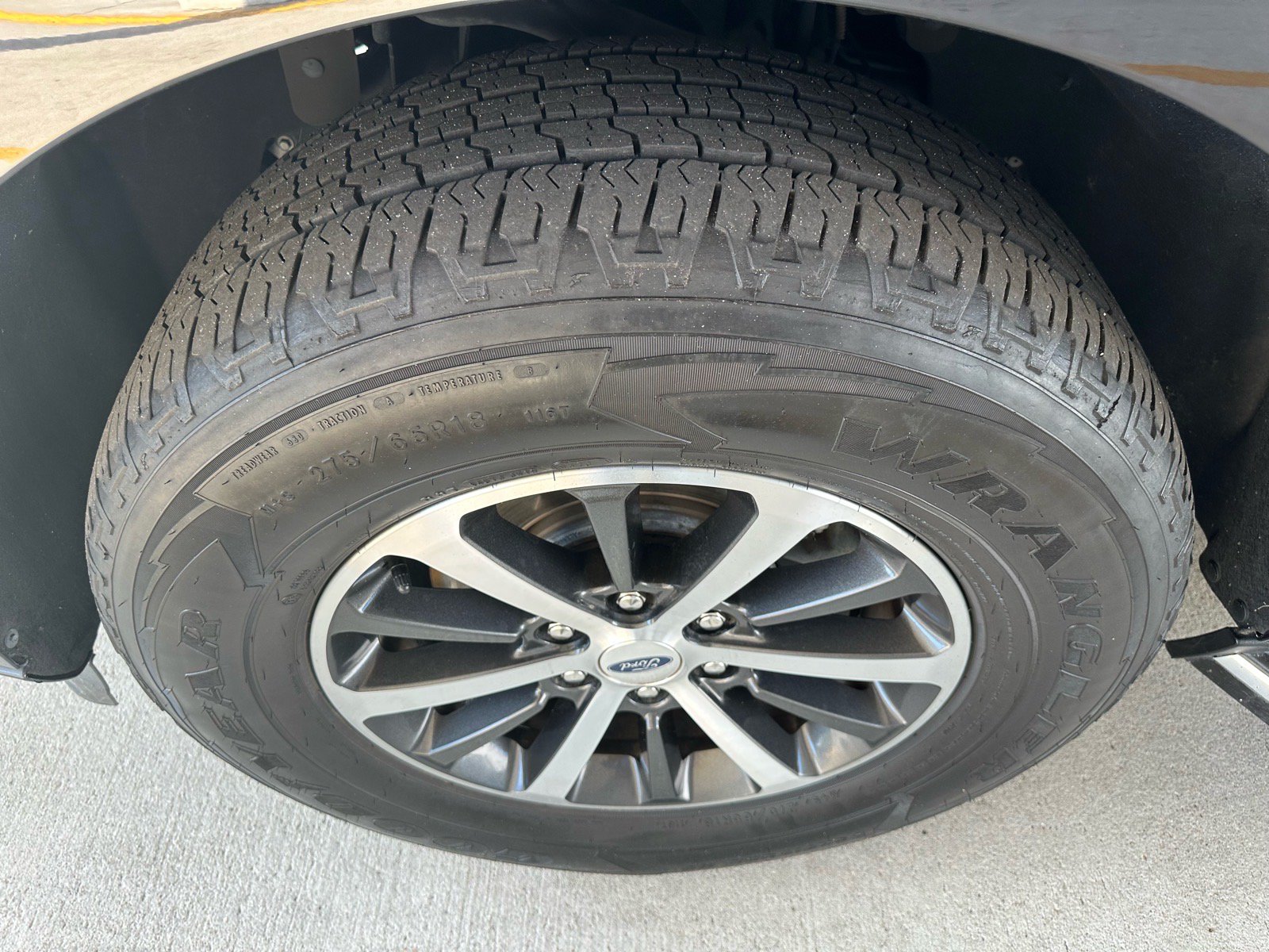 Certified 2019 Ford Expedition XLT w/ Equipment Group 202A AWD/4WD image 6