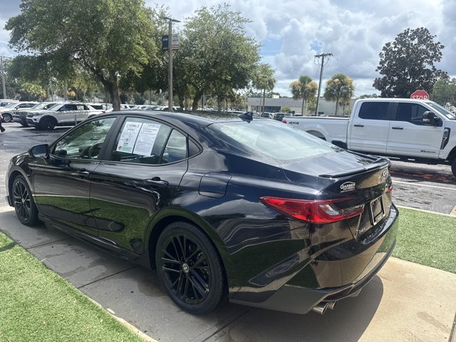 Used 2025 Toyota Camry SE FWD image 6