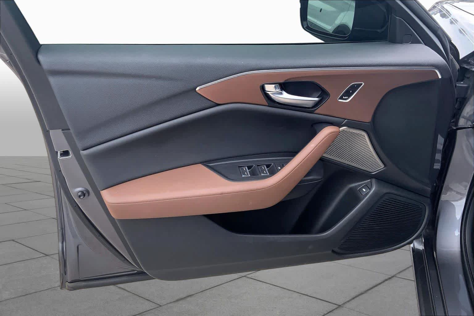 Used 2023 Acura TLX w/ Technology Package FWD image 21