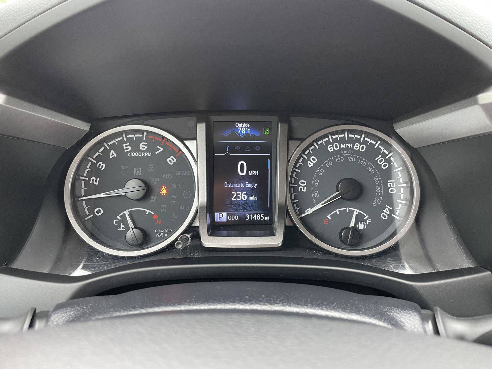 Used 2023 Toyota Tacoma SR5 w/ Technology Package AWD/4WD image 15