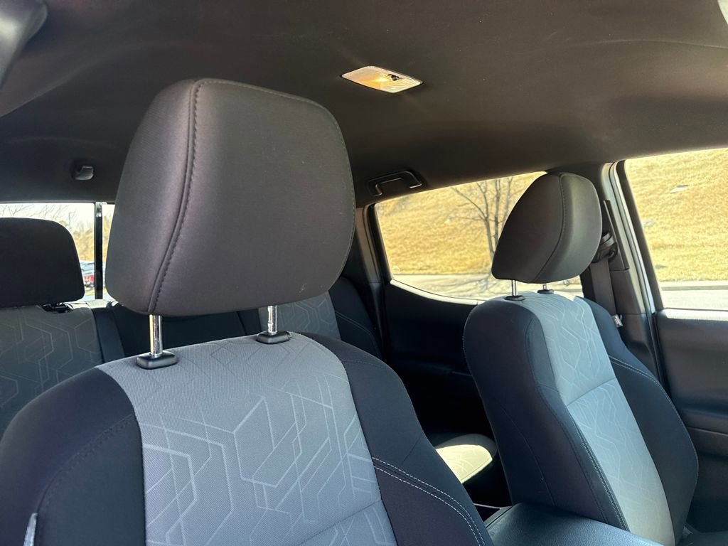 Used 2022 Toyota Tacoma TRD Off-Road w/ Technology Package image 26