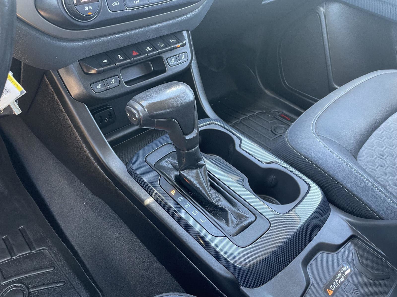 Used 2019 Chevrolet Colorado Z71 AWD/4WD image 30