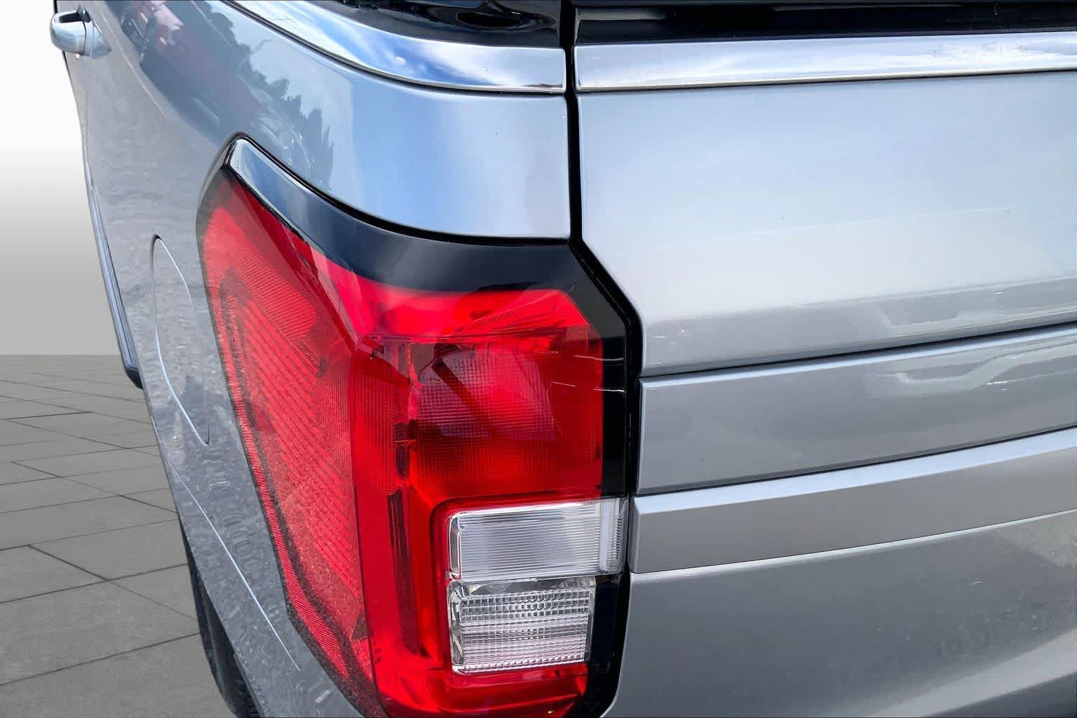 Certified 2022 Ford Expedition XLT RWD image 28