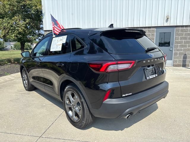 Certified 2026 Ford Escape ST-Line FWD image 9