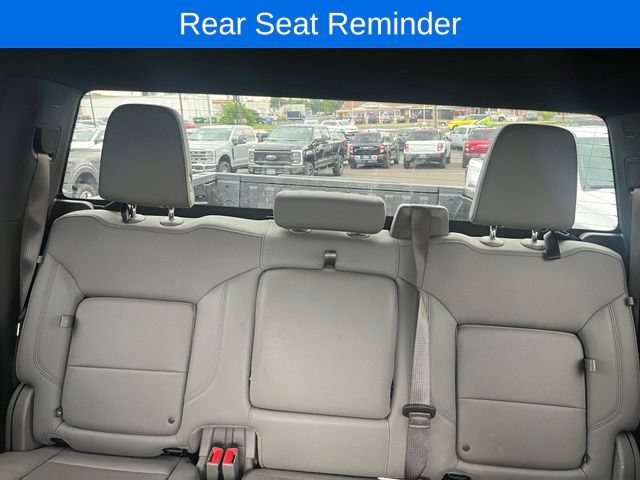 Used 2025 GMC Sierra 1500 SLT AWD/4WD image 18