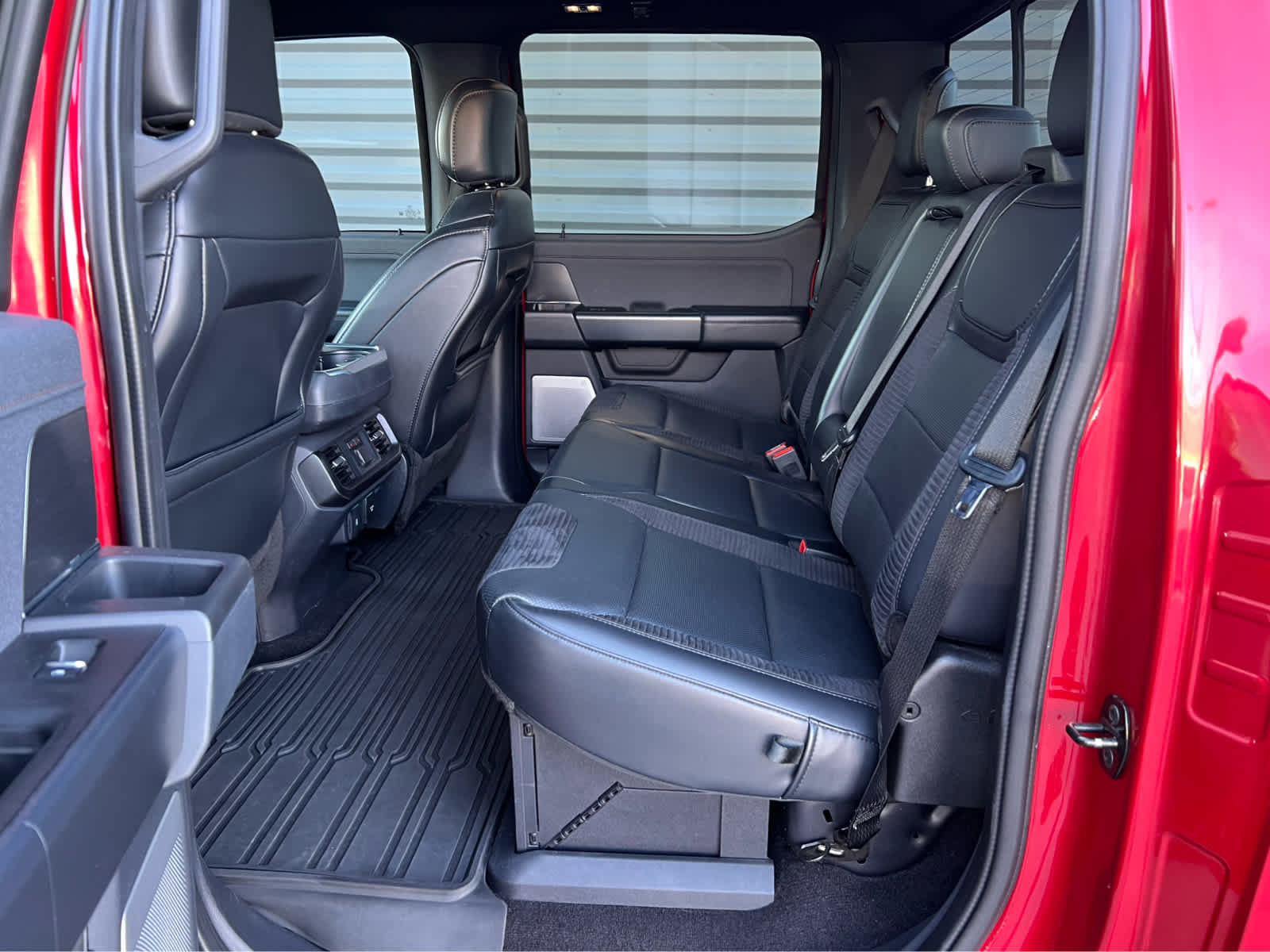 Certified 2022 Ford F150 Raptor w/ Equipment Group 801A High image 28