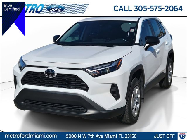 Used 2024 Toyota RAV4 LE image 1